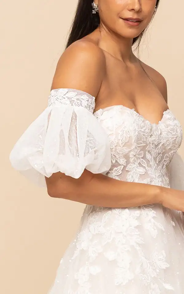 DETACHABLE SLEEVES