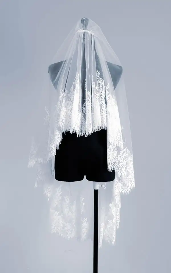 ZUZA VEIL