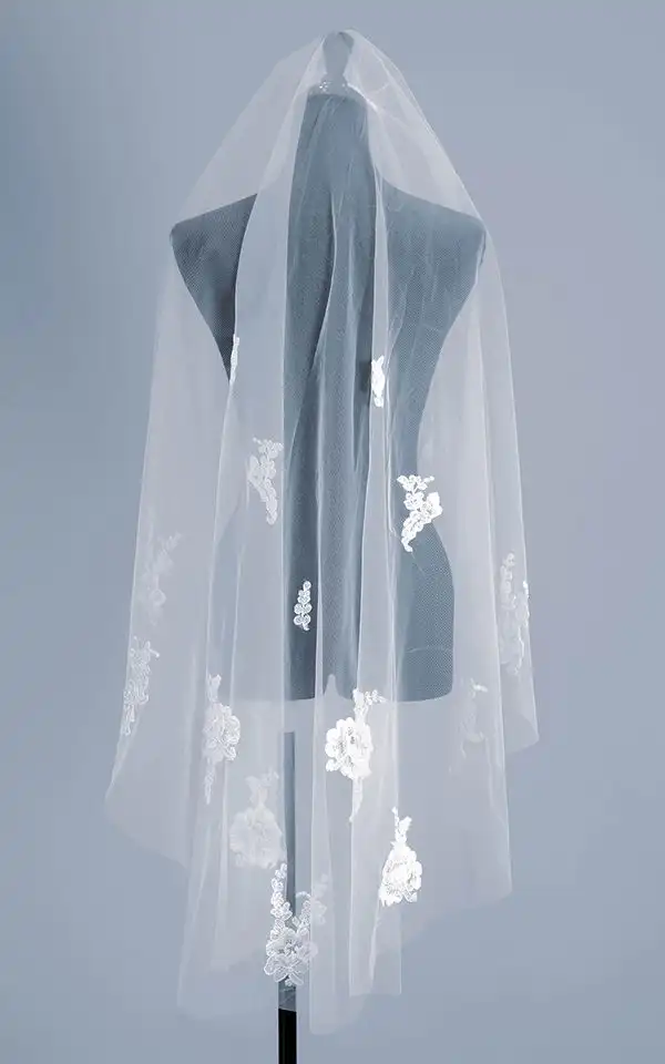 REBA VEIL