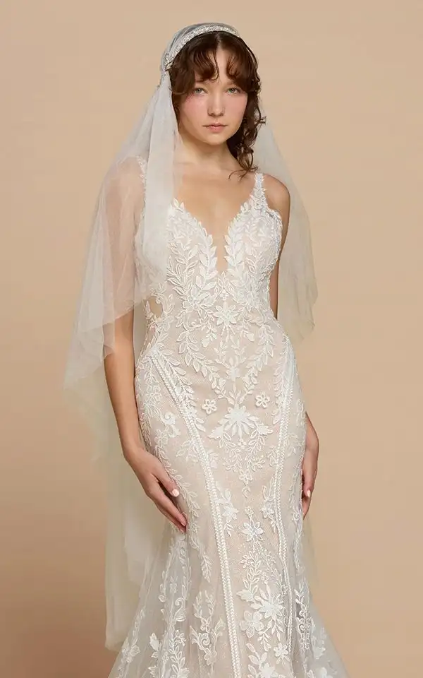 BECA VEIL
