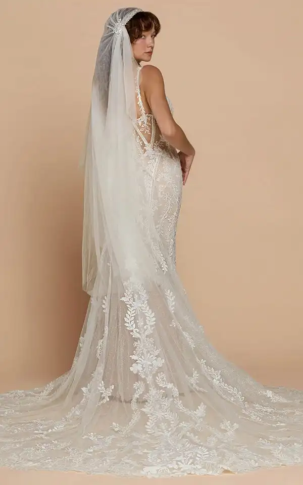 BECA VEIL
